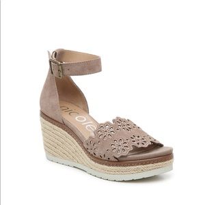 NICE ESPADRILLE WEDGE SANDAL